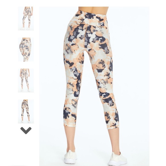 NWT New MARIKA Gaby Floral HIGH WAIST Orange Gray White Capri Yoga Leggings Sz M - Picture 3 of 16